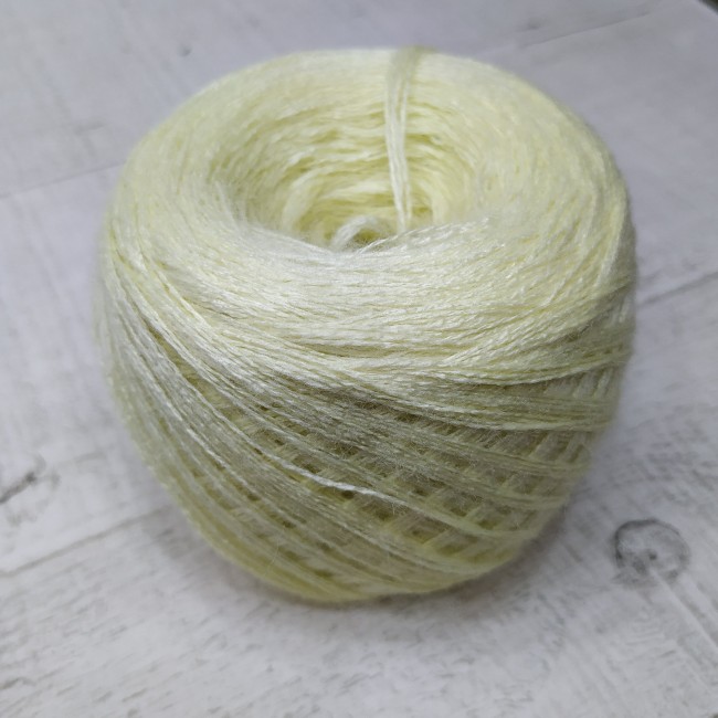 Слонимская пряжа 100%пан СВ.ЖЕЛТЫЙ Слонимская пряжа 100%пан СВ.ЖЕЛТЫЙ
