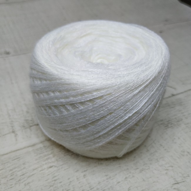 Слонимская пряжа 100%пан БЕЛЫЙ Слонимская пряжа 100%пан БЕЛЫЙ