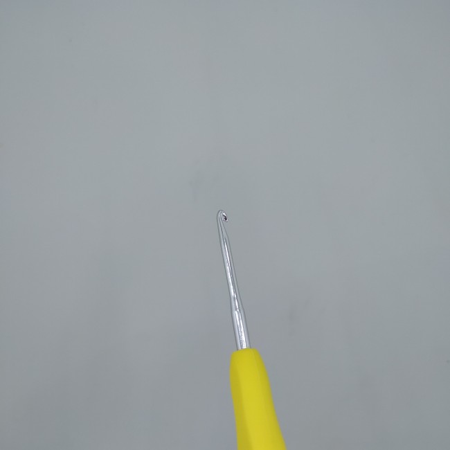 Крючок для вязания с силиконовой ручкой 