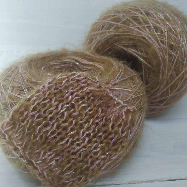 Розовый эльф