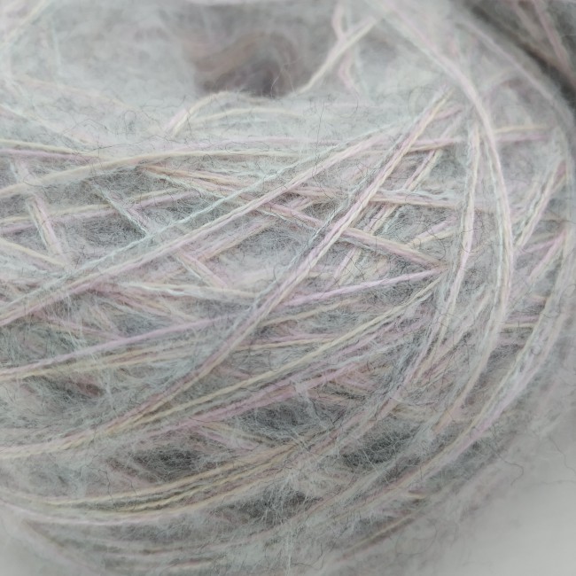 Цветущий миндаль