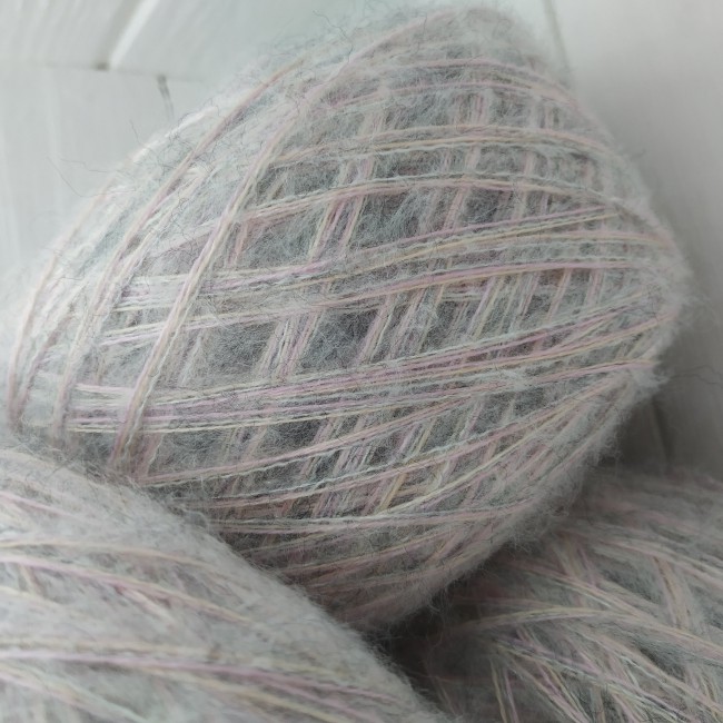 Цветущий миндаль