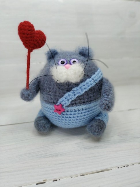 кот с сердцем