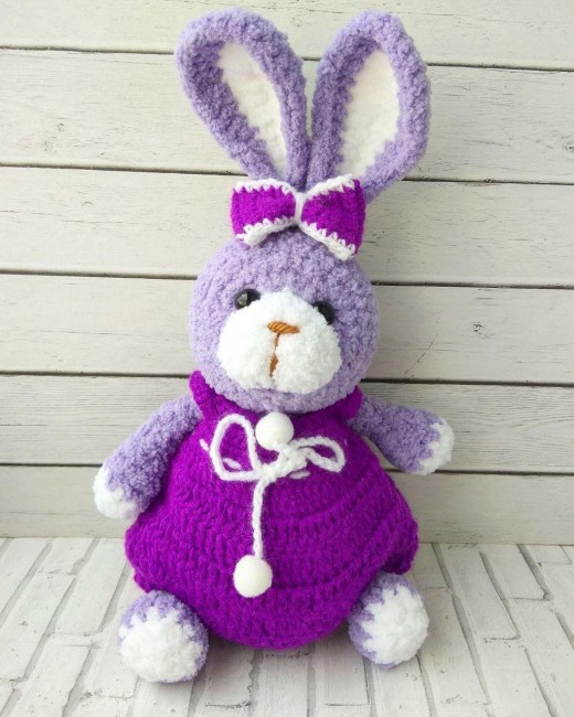 Зайка с бантиком